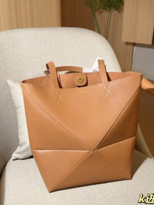 Loewe Bag 2025