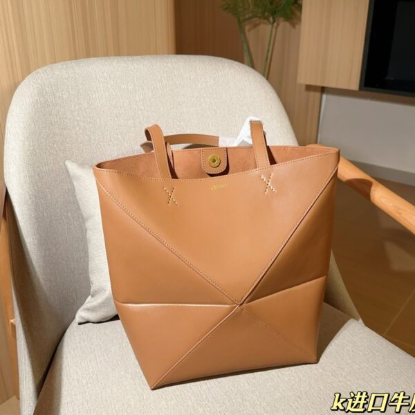 Loewe Bag 2025