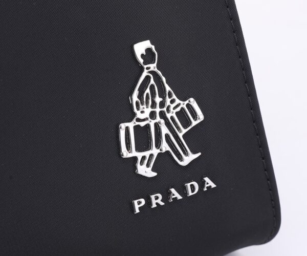 Prada Master Level