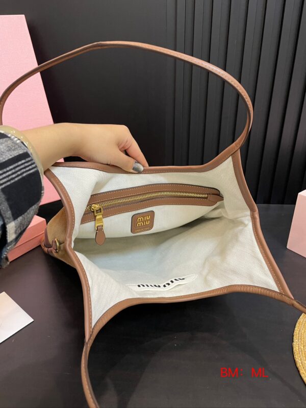 Miumiu Bag 2025
