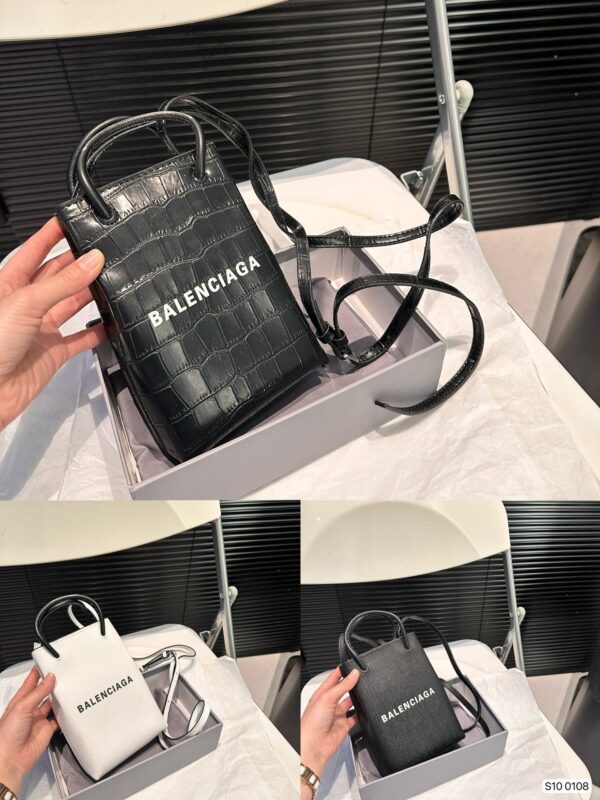 Balenciaga 2025
