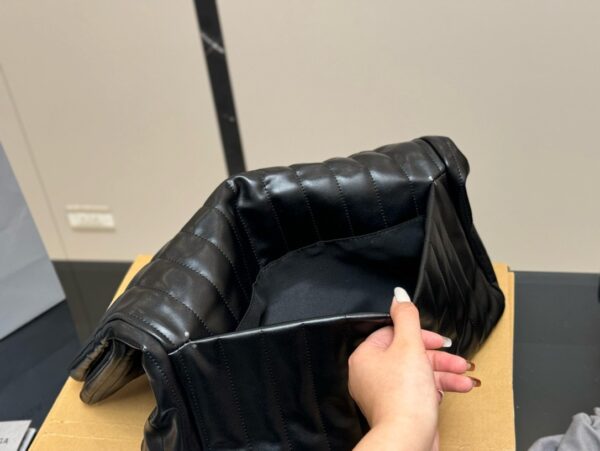 Balenciaga 2025