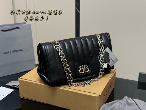 Balenciaga 2025