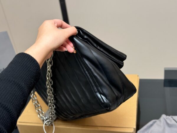 Balenciaga 2025
