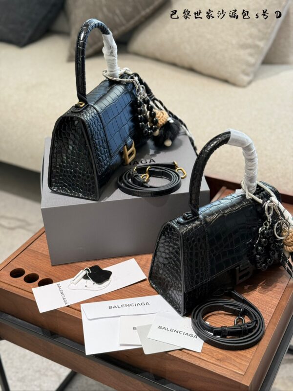 Balenciaga 2025