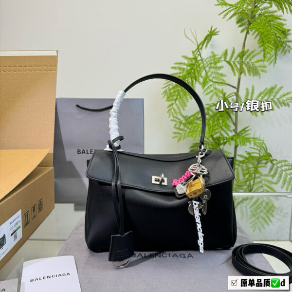 Balenciaga 2025