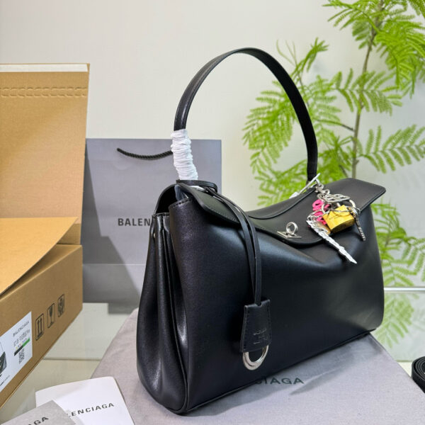 Balenciaga 2025