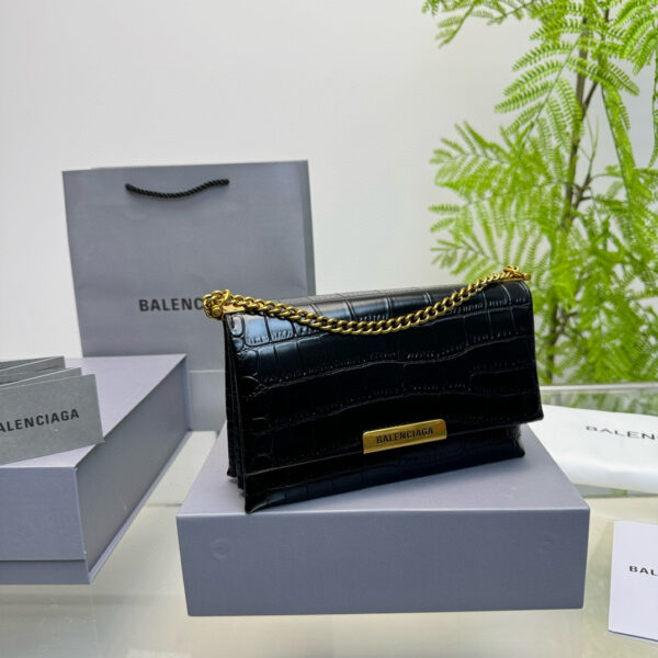 Balenciaga 2025