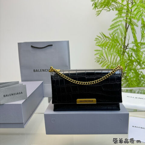 Balenciaga 2025