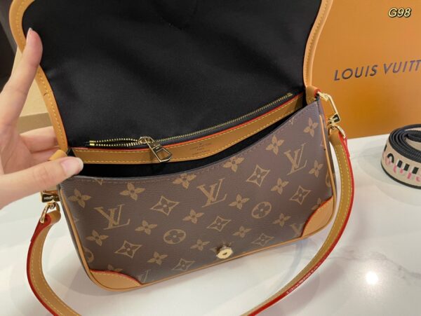LV Bag 2025