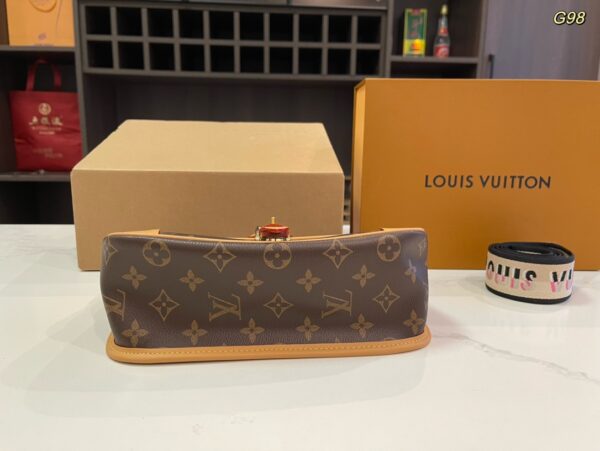 LV Bag 2025