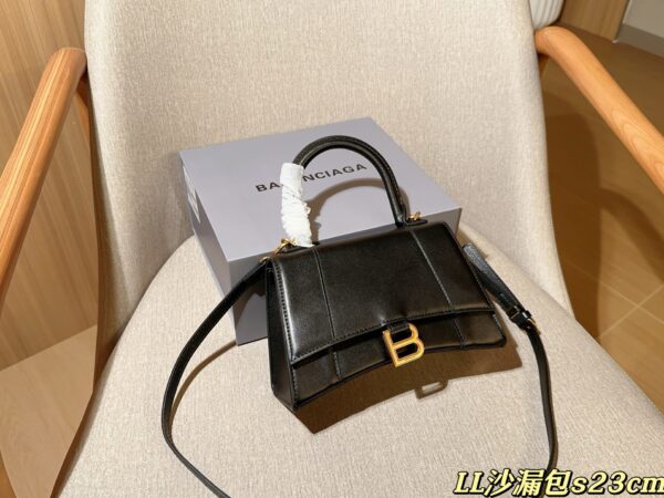 Balenciaga 2025