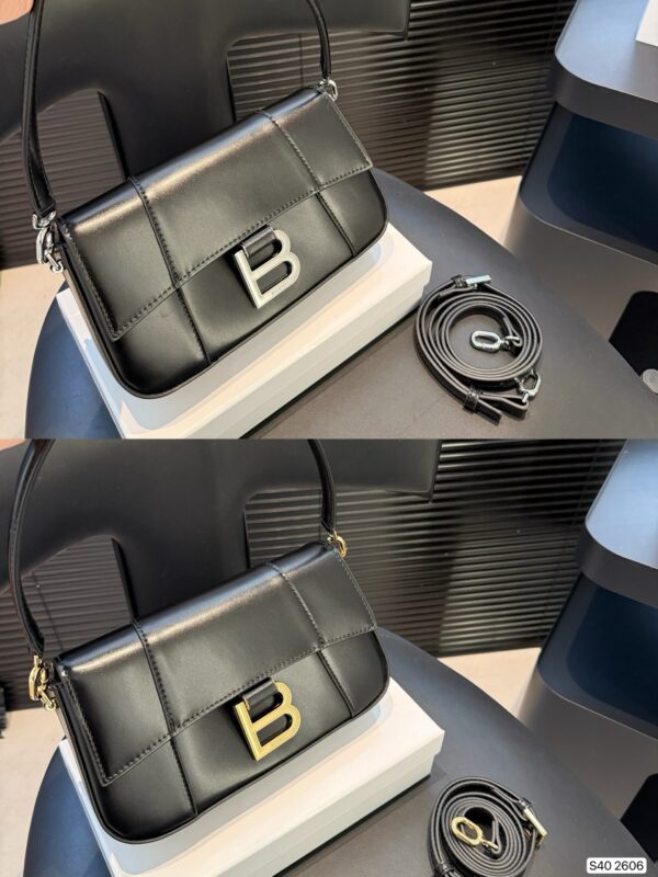 Balenciaga 2025
