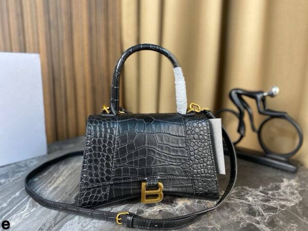 Balenciaga 2025