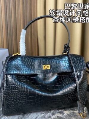 Balenciaga 2025