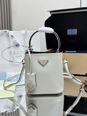 Prada Master Level