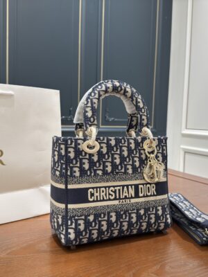 CD Bag 2025