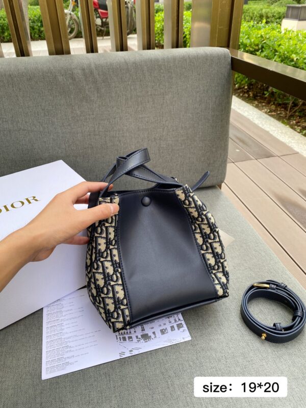 CD Bag 2025