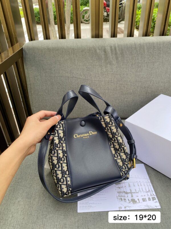 CD Bag 2025
